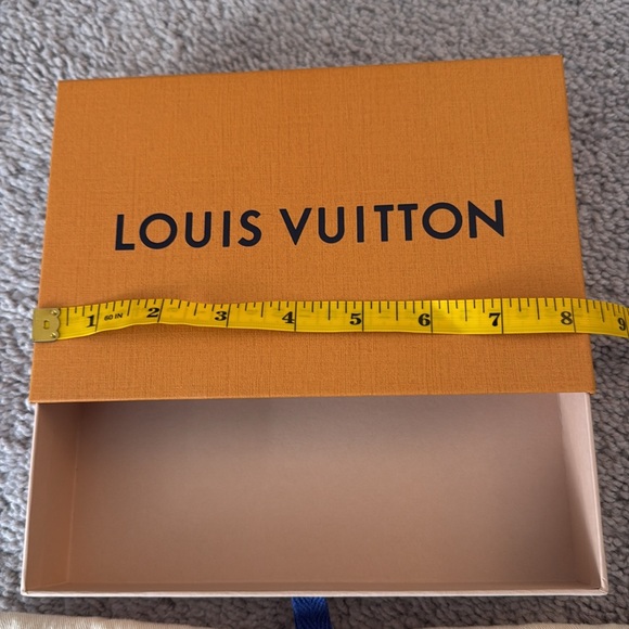 Louis Vuitton Handbags - LV long wallet box